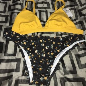 Top is size XL(16-18) Bottoms are L(12-14)